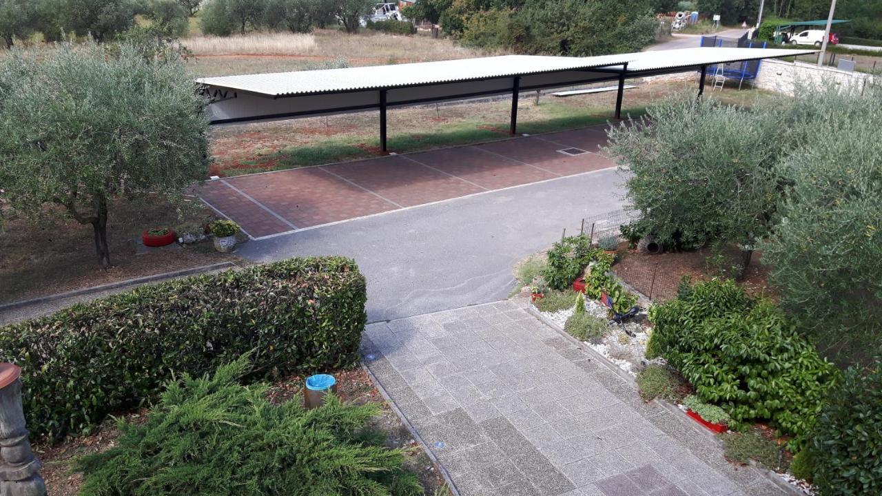 Apartments & Rooms Villa Adamovic Umag Eksteriør bilde