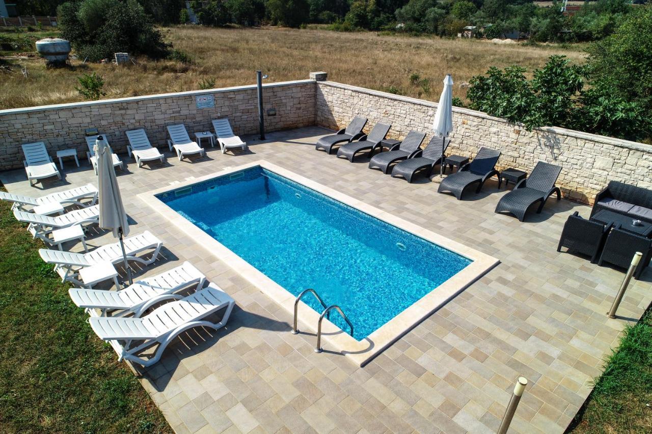 Apartments & Rooms Villa Adamovic Umag Eksteriør bilde